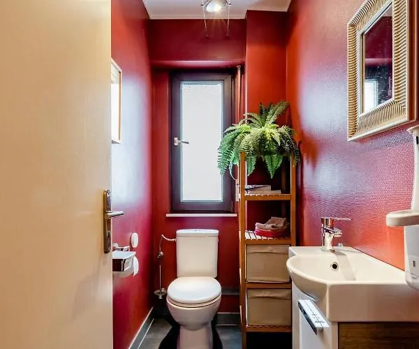 In A And Cosy Place In *