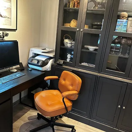 In A And Cosy Place In 몽도르프레방